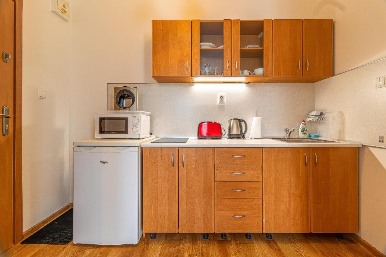 Jonas Apartments - Great Location Near Bratislava City Center Dış mekan fotoğraf